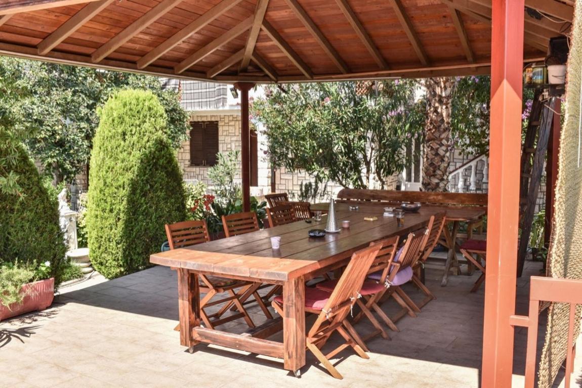 Vila Mila Petrovac na moru Exterior foto